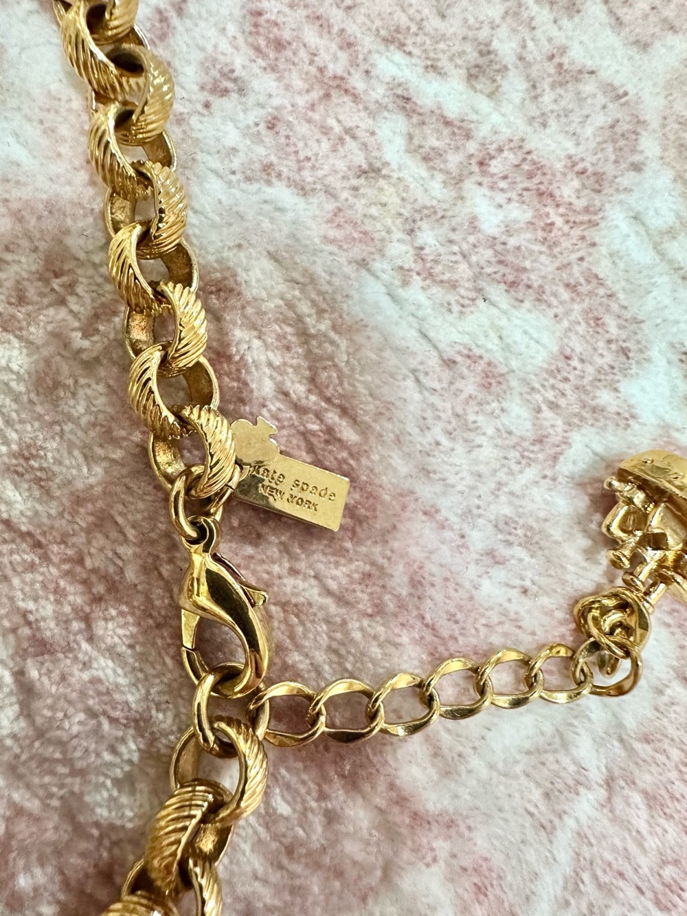 KATE SPADE ♠️ Mother Of Pearl “All Aboard” Necklace - Picture 5 of 9